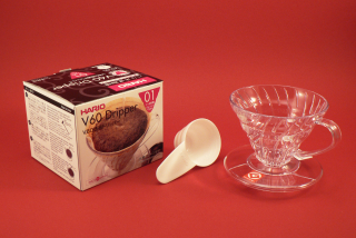 Hario Dripper V60-02T plastový - čirý na 4 šálky