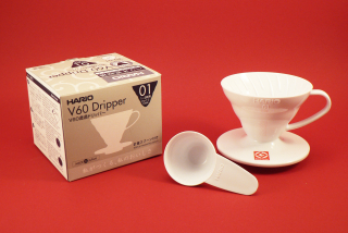 Hario Dripper V60-01W plastový, bílý na 2 šálky